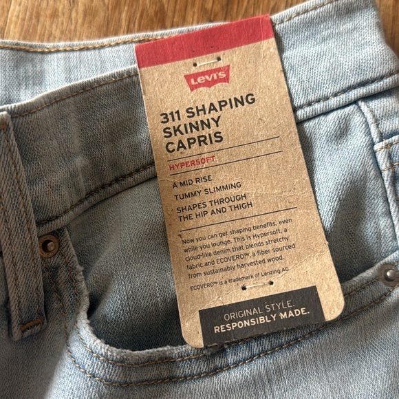 Levi’s 311 Shaping  Skinny Capris Size 32 NEW - Picture 9 of 12